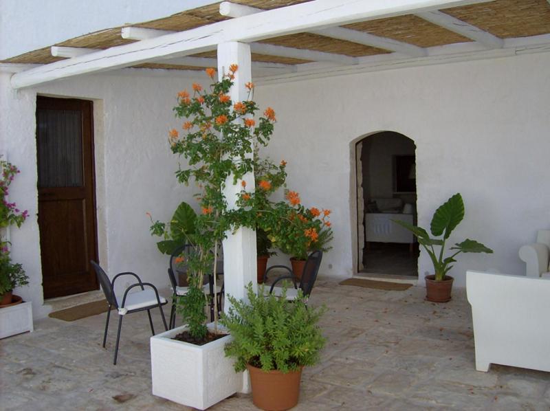 Masseria Boezio Ostuni Bed & Breakfast ตอร์เรซานตาซาบีนา ห้อง รูปภาพ