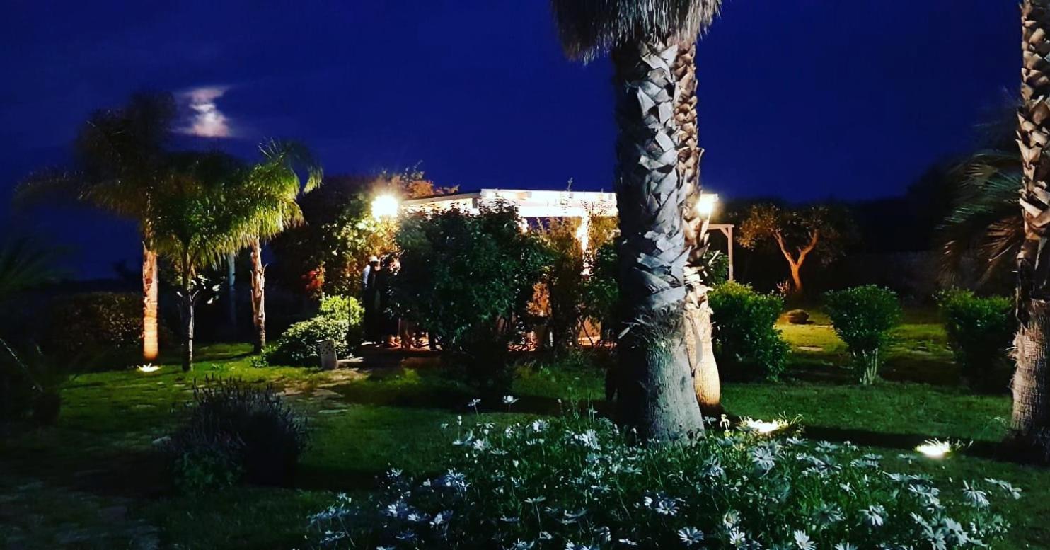 Masseria Boezio Ostuni Bed & Breakfast ตอร์เรซานตาซาบีนา ภายนอก รูปภาพ