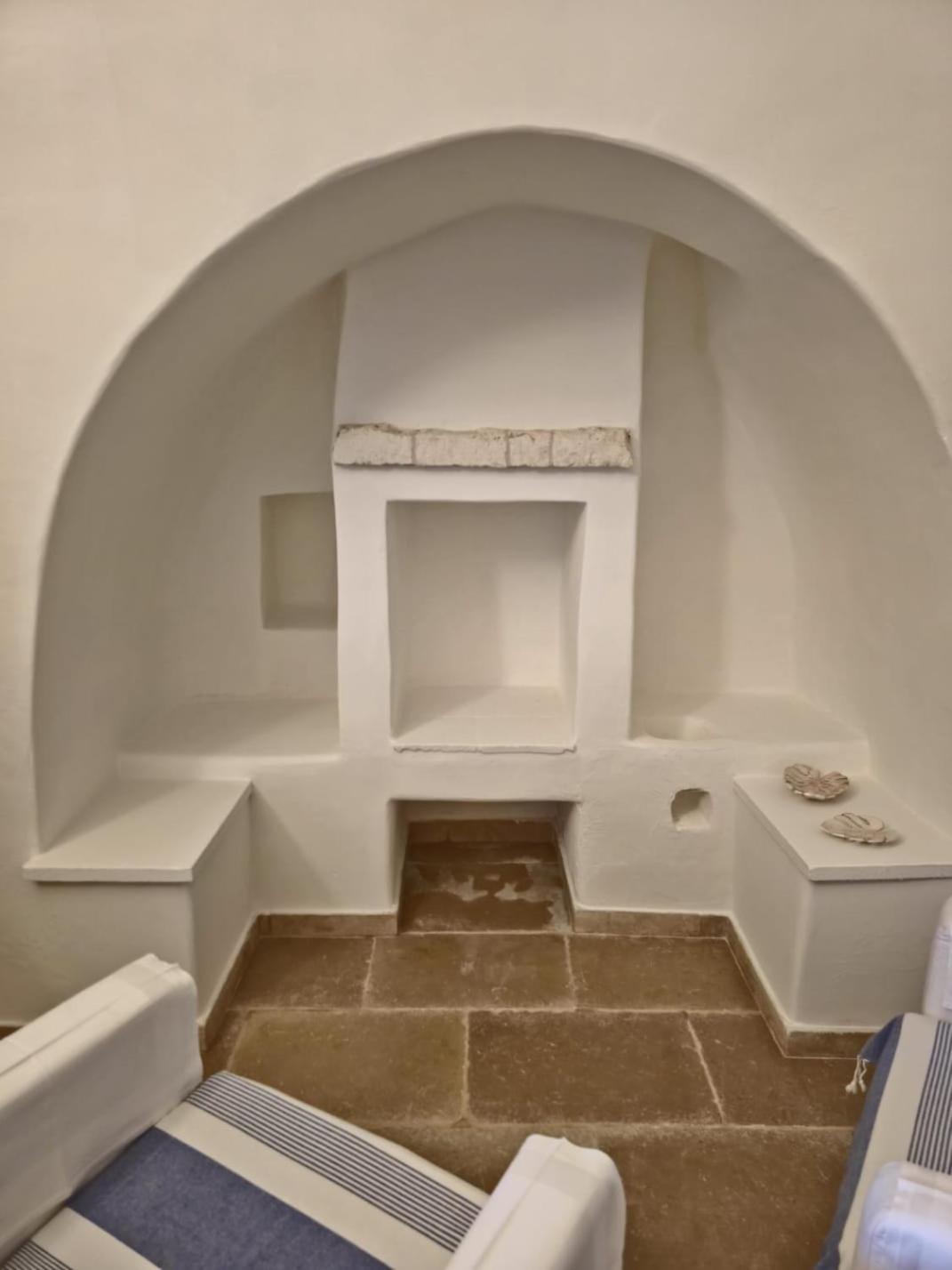 Masseria Boezio Ostuni Bed & Breakfast ตอร์เรซานตาซาบีนา ภายนอก รูปภาพ